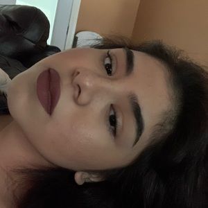 Meet your Posher, Helen